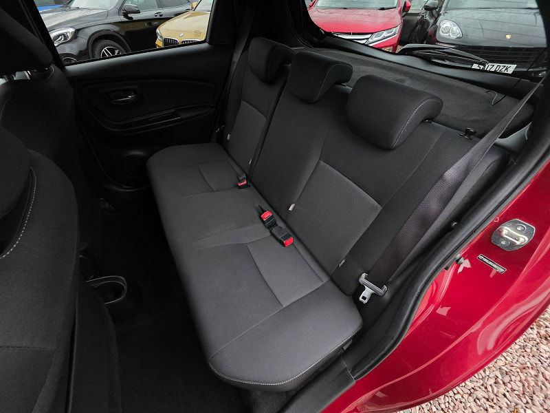 Toyota Yaris 1.33 Dual VVT-i Design Hatchback 5dr Petrol Manual Euro 6 (99 ps) 5dr Manual 2026