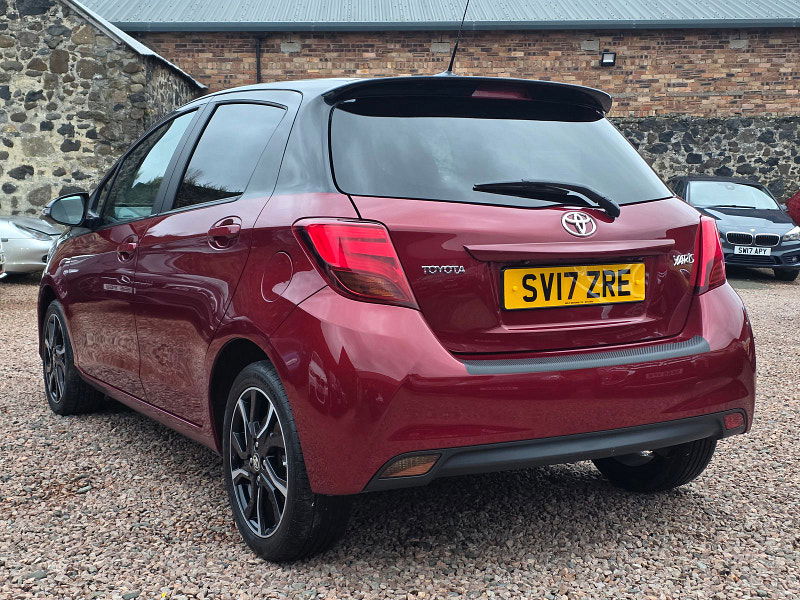 Toyota Yaris 1.33 Dual VVT-i Design Hatchback 5dr Petrol Manual Euro 6 (99 ps) 5dr Manual 2026