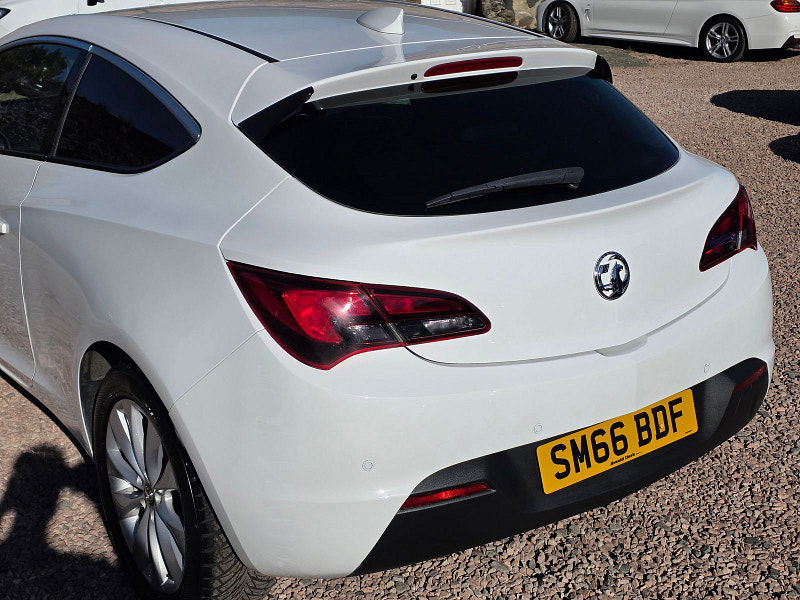 Vauxhall Astra 1.4L GTC SRi T S/S Coupe 3dr Petrol Manual Euro 6 (118 bhp) 3dr Manual 2025