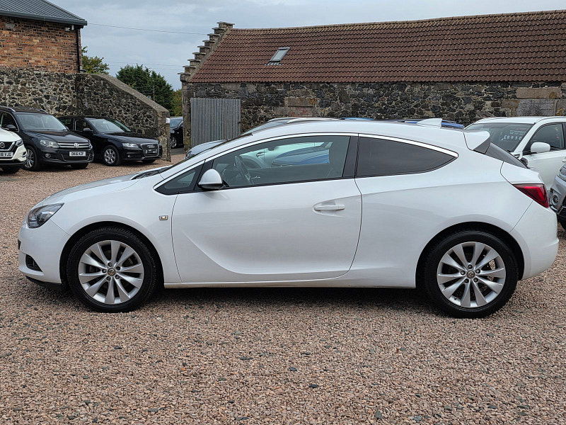 Vauxhall Astra 1.4L GTC SRi T S/S Coupe 3dr Petrol Manual Euro 6 (118 bhp) 3dr Manual 2025