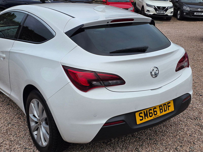 Vauxhall Astra 1.4L GTC SRi T S/S Coupe 3dr Petrol Manual Euro 6 (118 bhp) 3dr Manual 2025