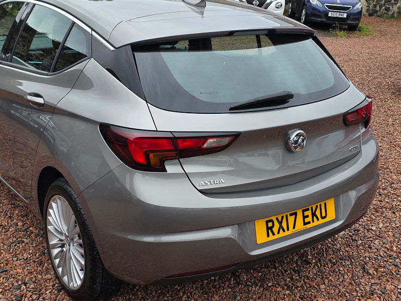 Vauxhall Astra 1.6L Elite Nav CDTI S/S Hatchback 5dr Diesel Manual Euro 6 (134 bhp) 5dr Manual 2025