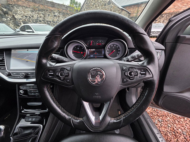 Vauxhall Astra 1.6L Elite Nav CDTI S/S Hatchback 5dr Diesel Manual Euro 6 (134 bhp) 5dr Manual 2025