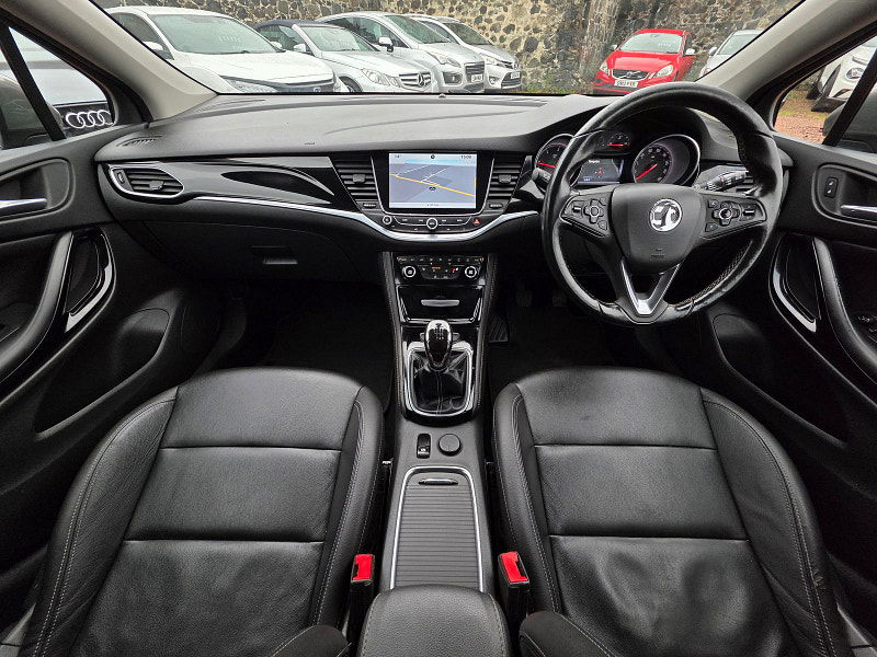 Vauxhall Astra 1.6L Elite Nav CDTI S/S Hatchback 5dr Diesel Manual Euro 6 (134 bhp) 5dr Manual 2025