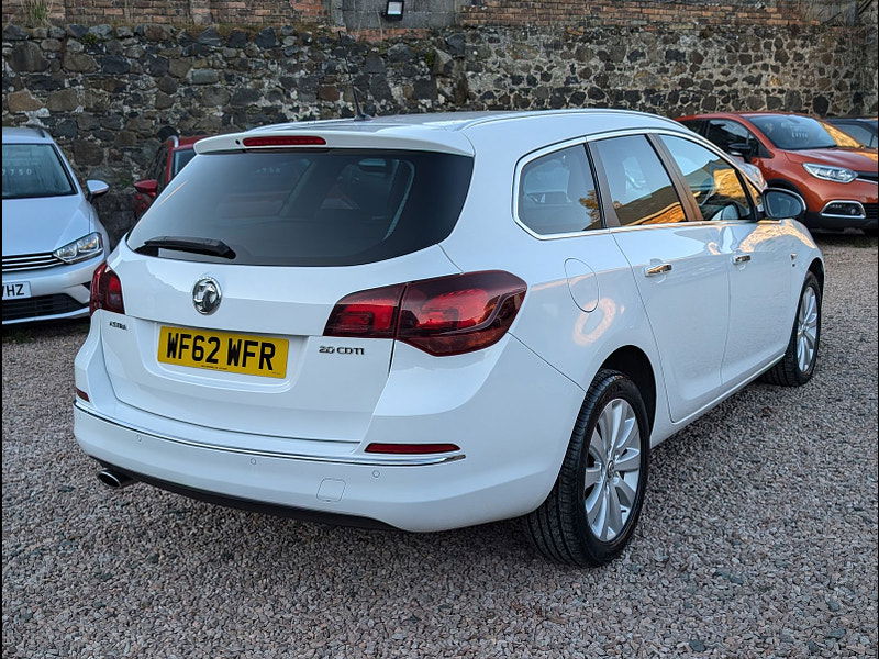 Vauxhall Astra 2.0L SE CDTI S/S Estate 5dr Diesel Manual Euro 5 (163 bhp) 5dr Manual 2024