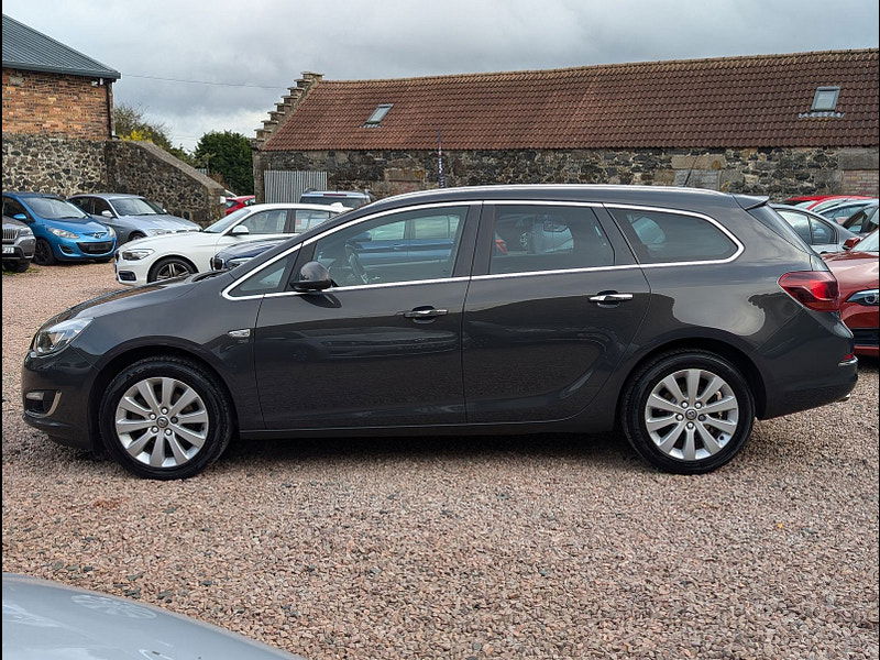 Vauxhall Astra 2.0L SE CDTI S/S Estate 5dr Diesel Manual Euro 5 (163 bhp) 5dr Manual 2025