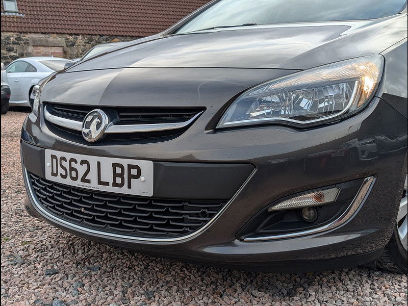 Vauxhall Astra 2.0L SE CDTI S/S Estate 5dr Diesel Manual Euro 5 (163 bhp) 5dr Manual 2025