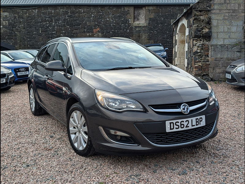 Vauxhall Astra 2.0L SE CDTI S/S Estate 5dr Diesel Manual Euro 5 (163 bhp) 5dr Manual 2025