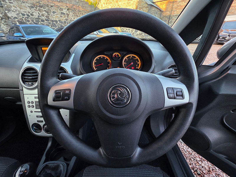 Vauxhall Corsa 1.2L Exite Hatchback 5dr Petrol Manual Euro 5 (83 bhp) 5dr Manual 2025