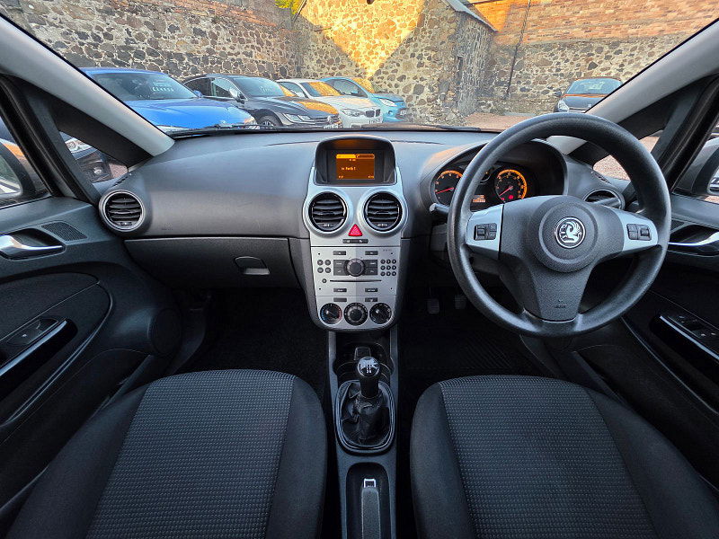 Vauxhall Corsa 1.2L Exite Hatchback 5dr Petrol Manual Euro 5 (83 bhp) 5dr Manual 2025