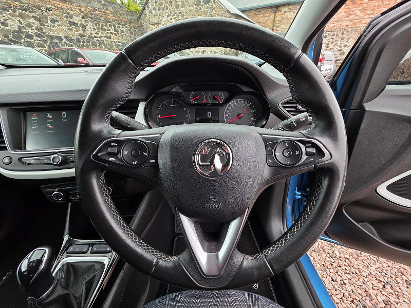 Vauxhall Crossland X 1.2L Griffin SUV 5dr Petrol Manual Euro 6 (82 bhp) 5dr Manual 2025