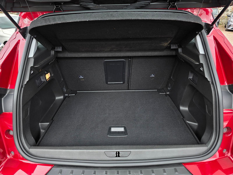 Vauxhall Grandland X 1.2 Turbo Elite Nav SUV 5dr Petrol Auto 8Spd Euro 6 (s/s) (130 ps) 5dr Automatic 2026