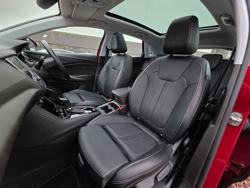 Vauxhall Grandland X 1.2L Elite Nav T Auto SUV 5dr Petrol Automatic Euro 6 (128 bhp) 5dr Automatic 2025