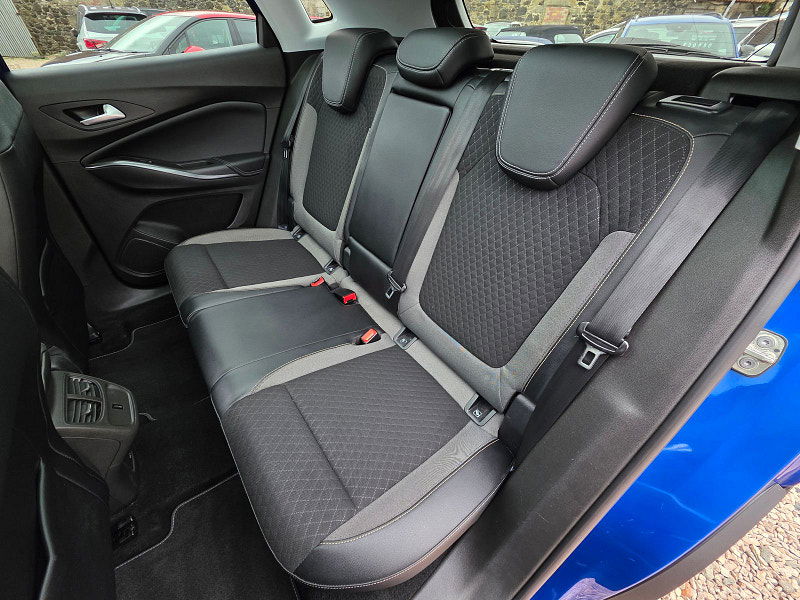 Vauxhall Grandland X 1.2L Sport Nav T S/S SUV 5dr Petrol Manual Euro 6 (128 bhp) 5dr Manual 2025