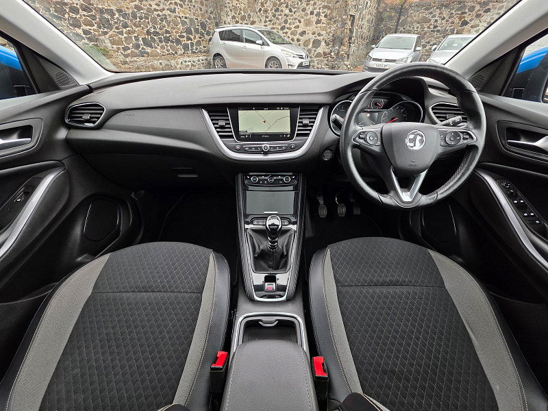 Vauxhall Grandland X 1.2L Sport Nav T S/S SUV 5dr Petrol Manual Euro 6 (128 bhp) 5dr Manual 2025