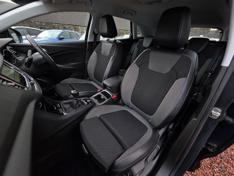 Vauxhall Grandland X 1.5 Turbo D BlueInjection Sport Nav SUV 5dr Diesel Manual Euro 6 (s/s) (130 ps) 5dr Manual 2026