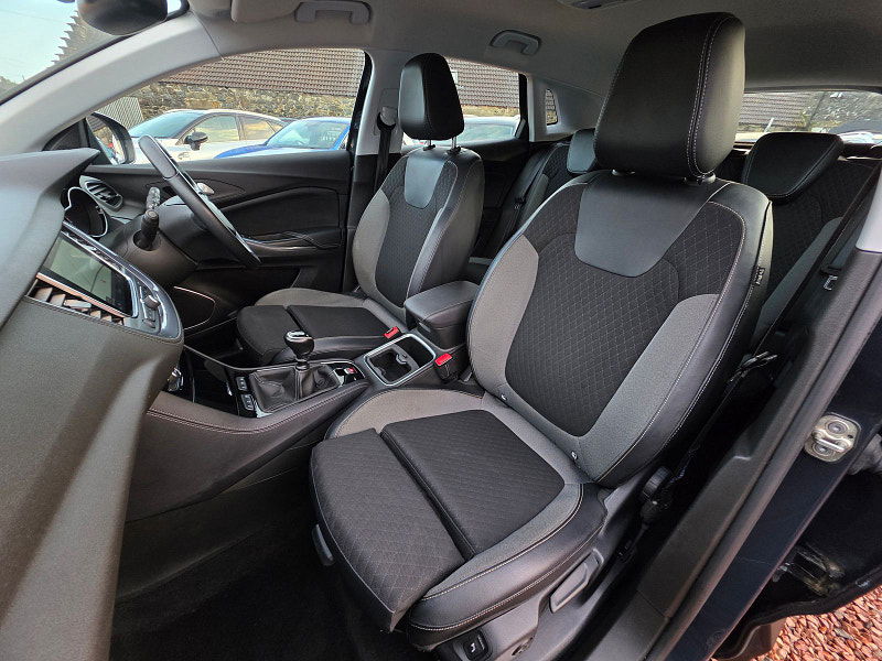 Vauxhall Grandland X 1.5 Turbo D BlueInjection Sport Nav SUV 5dr Diesel Manual Euro 6 (s/s) (130 ps) 5dr Manual 2025