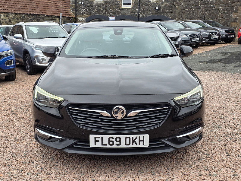 Vauxhall Insignia 1.6L SRi TD Hatchback 5dr Diesel Manual Euro 6 (134 bhp) 5dr Manual 2025