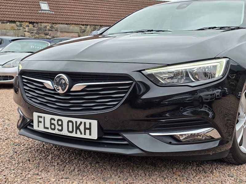 Vauxhall Insignia 1.6L SRi TD Hatchback 5dr Diesel Manual Euro 6 (134 bhp) 5dr Manual 2025