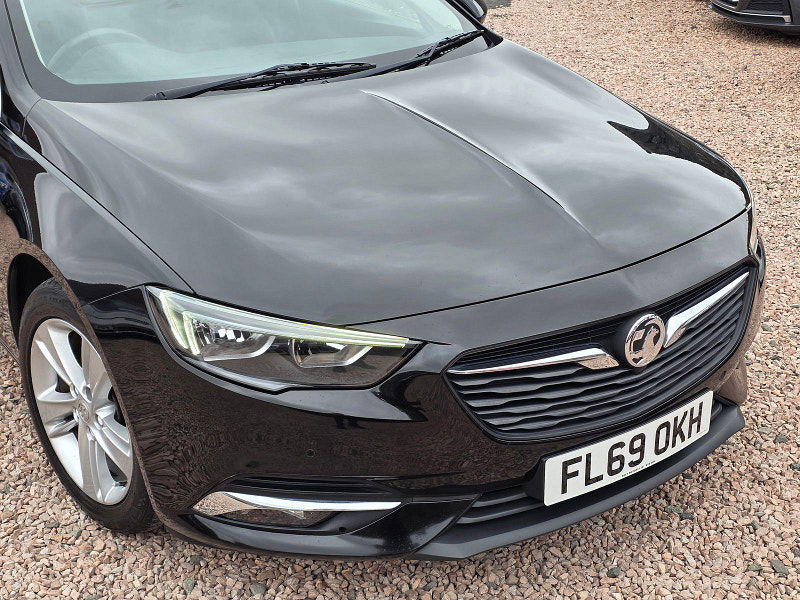 Vauxhall Insignia 1.6L SRi TD Hatchback 5dr Diesel Manual Euro 6 (134 bhp) 5dr Manual 2025