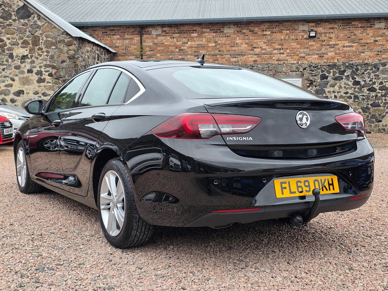 Vauxhall Insignia 1.6L SRi TD Hatchback 5dr Diesel Manual Euro 6 (134 bhp) 5dr Manual 2025