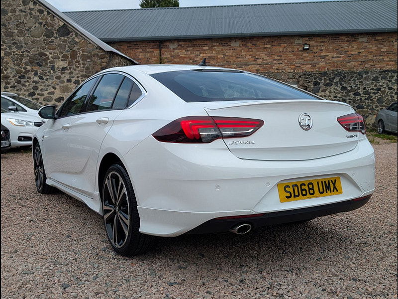 Vauxhall Insignia 2.0L SRi VX-Line Nav TD Hatchback 5dr Diesel Manual Euro 6 (168 bhp) 5dr Manual 2025