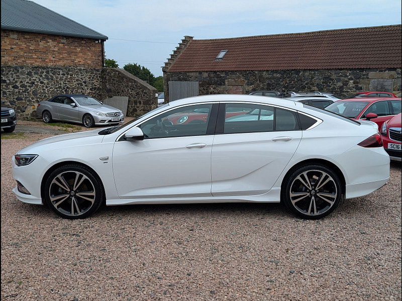 Vauxhall Insignia 2.0L SRi VX-Line Nav TD Hatchback 5dr Diesel Manual Euro 6 (168 bhp) 5dr Manual 2025