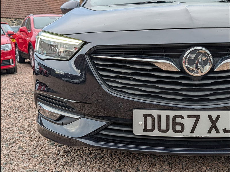 Vauxhall Insignia 2.0L SRi VX-Line Nav TD Hatchback 5dr Diesel Manual Euro 6 (168 bhp) 5dr Manual 2025
