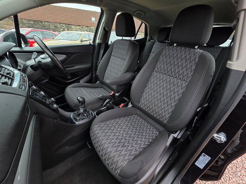 Vauxhall Mokka 1.7 CDTi Tech Line SUV 5dr Diesel Manual 2WD Euro 5 (s/s) (130 ps) 5dr Manual 2026