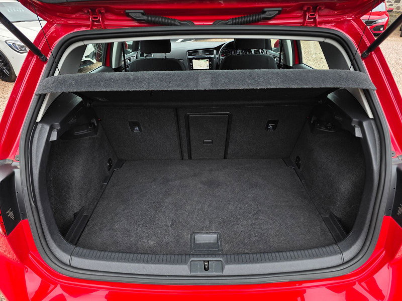 Volkswagen Golf 1.4 TSI BlueMotion Tech SE Nav Hatchback 5dr Petrol Manual Euro 6 (s/s) (125 ps) 5dr Manual 2026