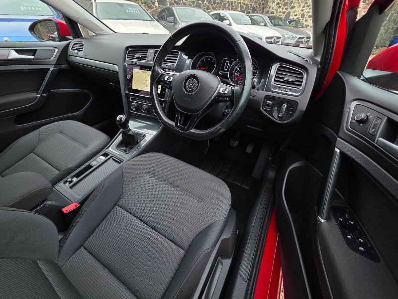 Volkswagen Golf 1.4 TSI BlueMotion Tech SE Nav Hatchback 5dr Petrol Manual Euro 6 (s/s) (125 ps) 5dr Manual 2026