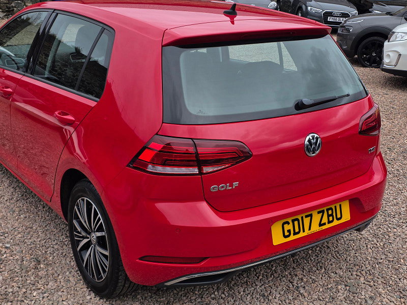 Volkswagen Golf 1.4 TSI BlueMotion Tech SE Nav Hatchback 5dr Petrol Manual Euro 6 (s/s) (125 ps) 5dr Manual 2026