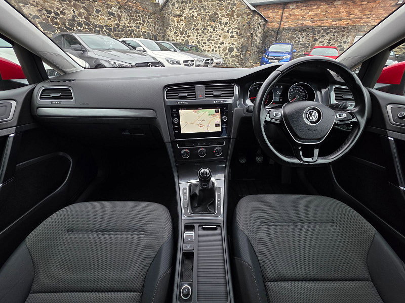 Volkswagen Golf 1.4 TSI BlueMotion Tech SE Nav Hatchback 5dr Petrol Manual Euro 6 (s/s) (125 ps) 5dr Manual 2026