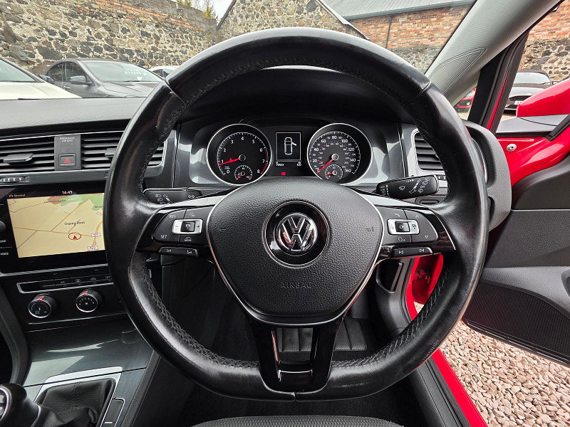 Volkswagen Golf 1.4 TSI BlueMotion Tech SE Nav Hatchback 5dr Petrol Manual Euro 6 (s/s) (125 ps) 5dr Manual 2026