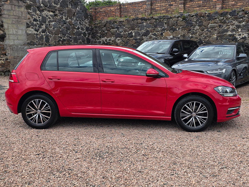 Volkswagen Golf 1.4L SE Nav TSi BlueMotion Technology Hatchback 5dr Petrol Manual Euro 6 (121 bhp) 5dr Manual 2025