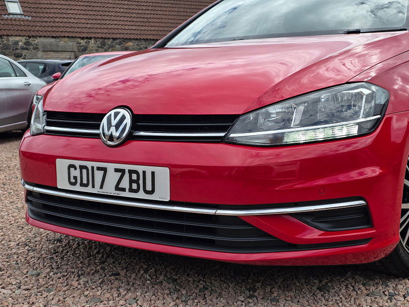 Volkswagen Golf 1.4L SE Nav TSi BlueMotion Technology Hatchback 5dr Petrol Manual Euro 6 (121 bhp) 5dr Manual 2025