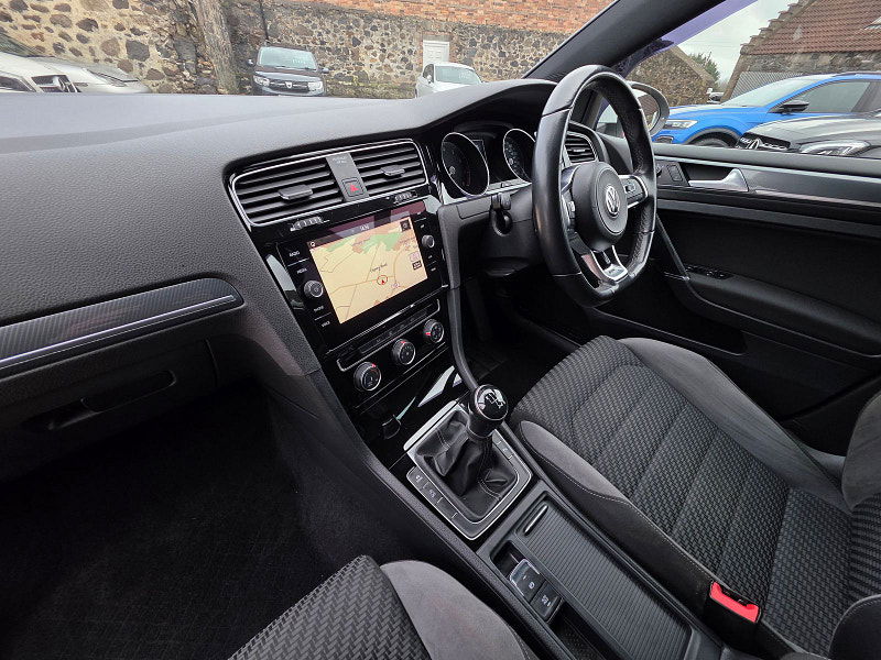 Volkswagen Golf 1.5 TSI EVO R-Line Hatchback 5dr Petrol Manual Euro 6 (s/s) (150 ps) 5dr Manual 2026