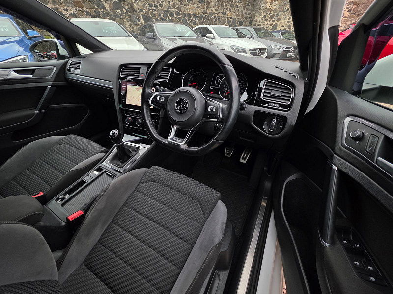 Volkswagen Golf 1.5 TSI EVO R-Line Hatchback 5dr Petrol Manual Euro 6 (s/s) (150 ps) 5dr Manual 2026