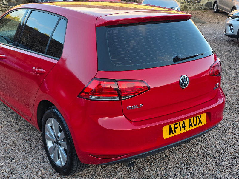 Volkswagen Golf 1.6L SE BlueMotion Technology TDI Hatchback 5dr Diesel Manual Euro 5 (103 bhp) 5dr Manual 2025