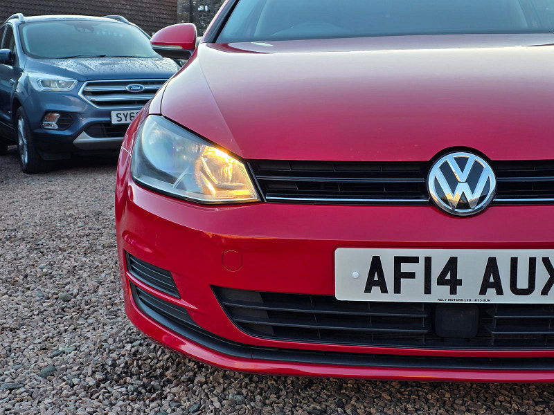 Volkswagen Golf 1.6L SE BlueMotion Technology TDI Hatchback 5dr Diesel Manual Euro 5 (103 bhp) 5dr Manual 2025