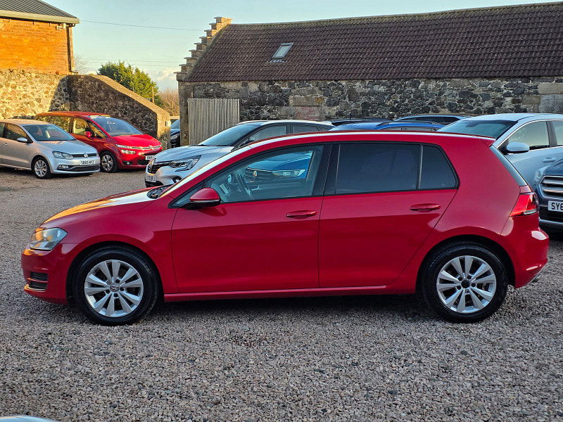 Volkswagen Golf 1.6L SE BlueMotion Technology TDI Hatchback 5dr Diesel Manual Euro 5 (103 bhp) 5dr Manual 2025