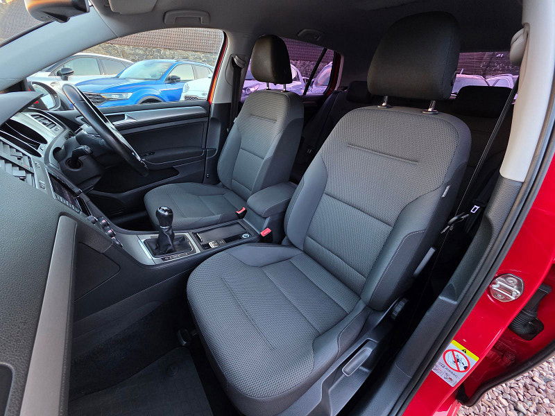 Volkswagen Golf 1.6L SE BlueMotion Technology TDI Hatchback 5dr Diesel Manual Euro 5 (103 bhp) 5dr Manual 2025