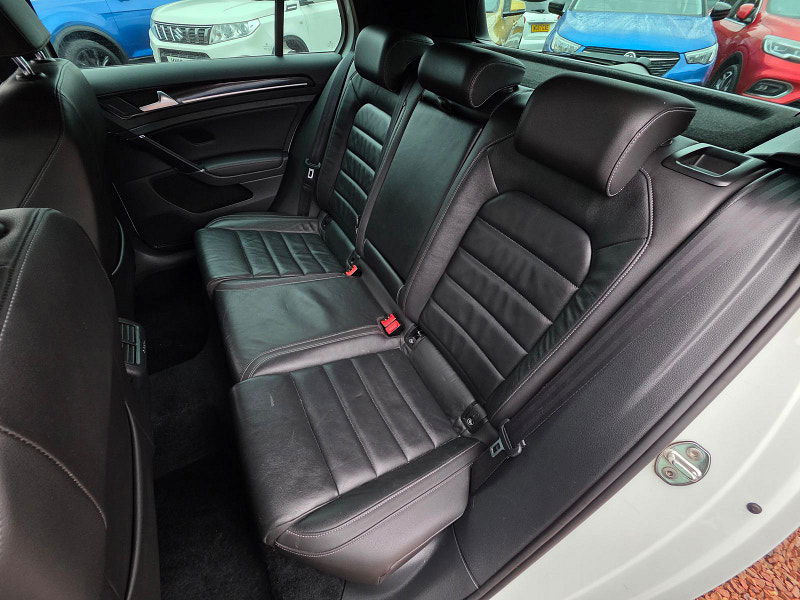 Volkswagen Golf 2.0 TDI BlueMotion Tech GTD Hatchback 5dr Diesel Manual Euro 6 (s/s) (184 ps) 5dr Manual 2026