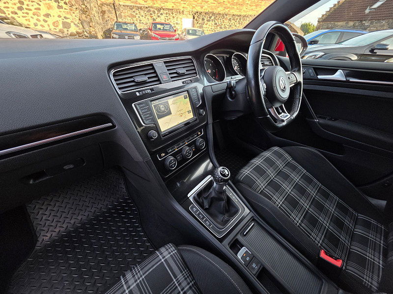 Volkswagen Golf 2.0 TDI BlueMotion Tech GTD Hatchback 5dr Diesel Manual Euro 6 (s/s) (184 ps) 5dr Manual 2026