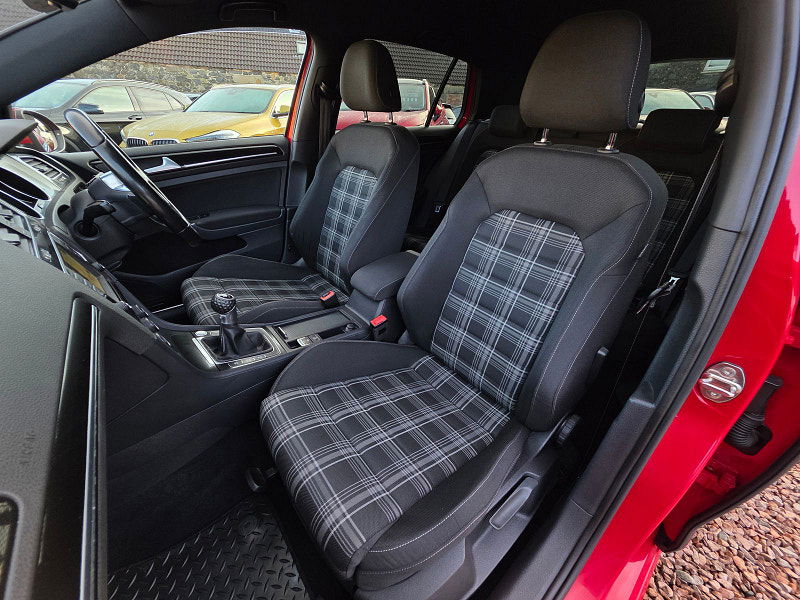 Volkswagen Golf 2.0 TDI BlueMotion Tech GTD Hatchback 5dr Diesel Manual Euro 6 (s/s) (184 ps) 5dr Manual 2026