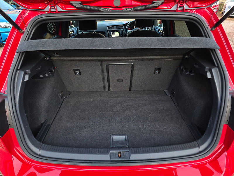 Volkswagen Golf 2.0 TDI BlueMotion Tech GTD Hatchback 5dr Diesel Manual Euro 6 (s/s) (184 ps) 5dr Manual 2026