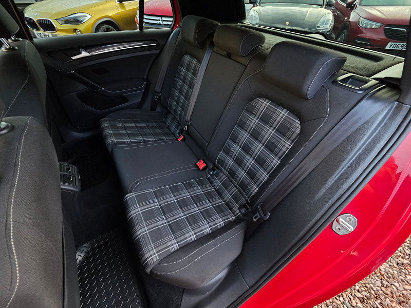 Volkswagen Golf 2.0 TDI BlueMotion Tech GTD Hatchback 5dr Diesel Manual Euro 6 (s/s) (184 ps) 5dr Manual 2026