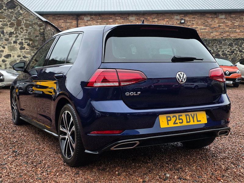 Volkswagen Golf 2.0 TDI R-Line Hatchback 5dr Diesel DSG Euro 6 (s/s) (150 ps) 5dr Automatic 2026