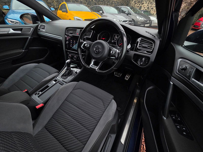 Volkswagen Golf 2.0 TDI R-Line Hatchback 5dr Diesel DSG Euro 6 (s/s) (150 ps) 5dr Automatic 2026