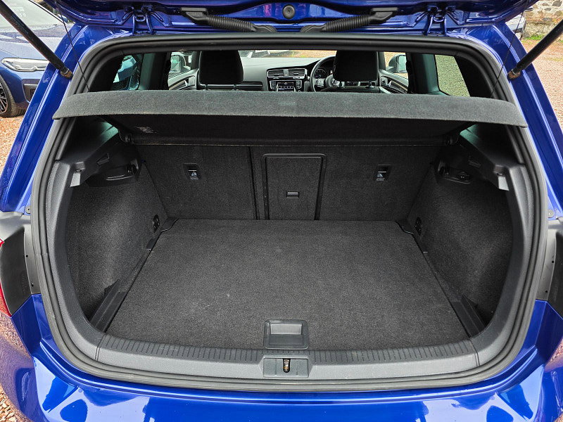 Volkswagen Golf 2.0 TSI BlueMotion Tech R Hatchback 3dr Petrol Manual 4Motion Euro 6 (s/s) (300 ps) 3dr Manual 2026